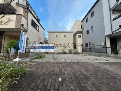 【外観】 | 長田区松野通４丁目土地 | 〇南西向きの整形地♪現状更地です♪
〇前面道路広々幅員約13.0ｍ♪