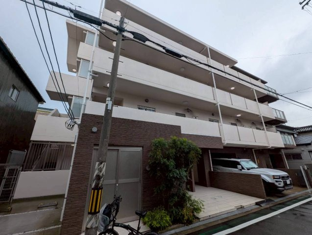 ポニータカーサの外観