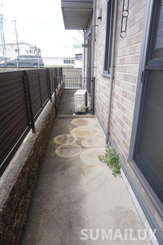 熊本市東区花立６丁目のアパートのバルコニー
