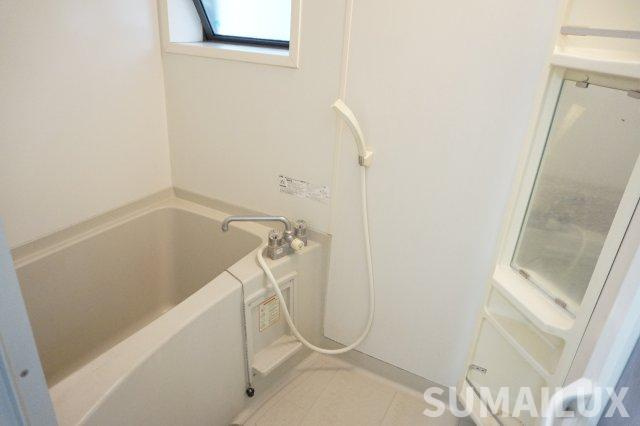 熊本市東区花立６丁目のアパートの浴室
