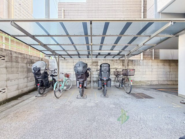 ドルミ代々木の駐輪場|駐輪場