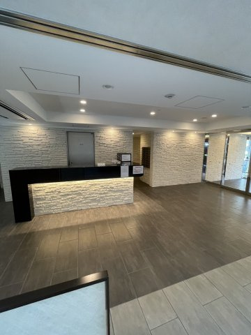 ディモア城東シティのエントランス