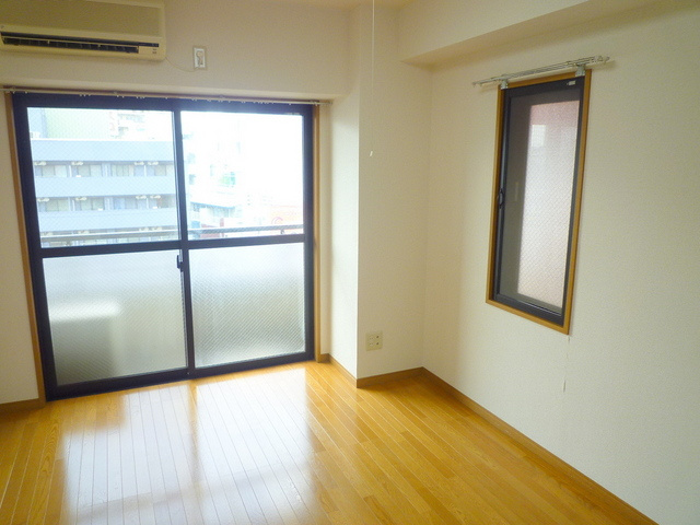クレセント駒込の内装|★角部屋２面採光★