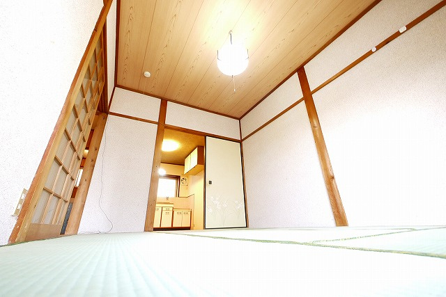 小林裕昌貸家の和室