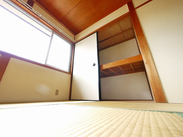 小林裕昌貸家の収納