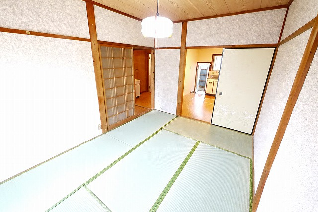 小林裕昌貸家の和室