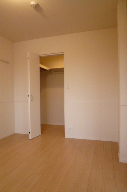 クレール志木の寝室|★キレイなフローリングのお部屋です★