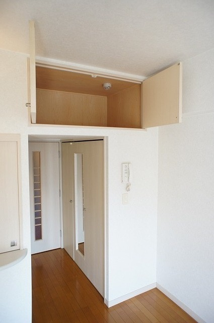 新品家具付きマンション大博町4(KaGood福岡)の収納