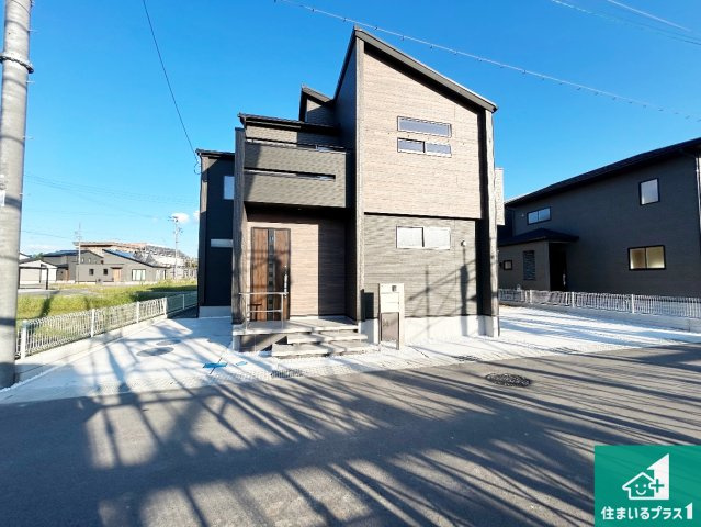 31(土)1(日)現地説明会！◆泉佐野市日根野　新築一戸建ての外観|お客様に長く安心して住んでいだだける事にこだわった家づくり！住んでからのアフターサービスにもしっかりと取り組んでいます！