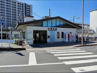 カーサ・グランデの周辺|ＪＲ天神川駅まで1100m