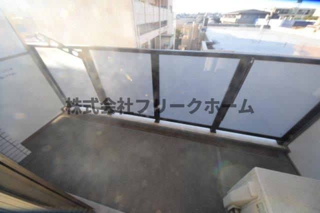 小金井市本町５丁目の賃貸マンションのバルコニー