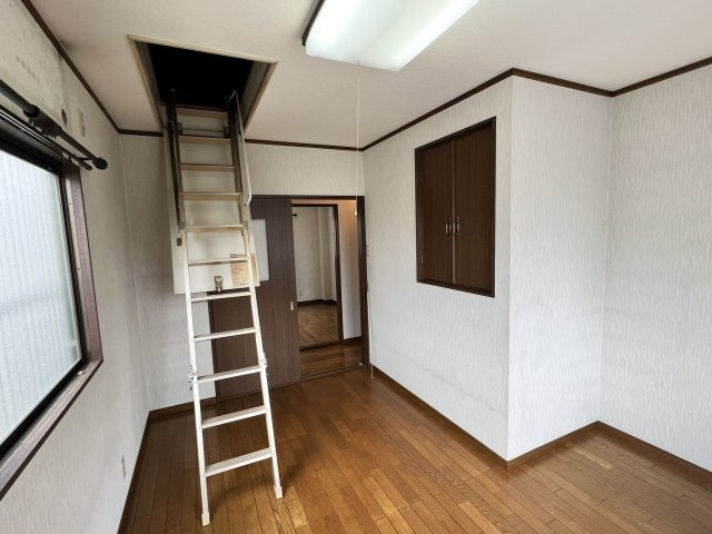 淀川区塚本６丁目　中古戸建の洋室|洋室です