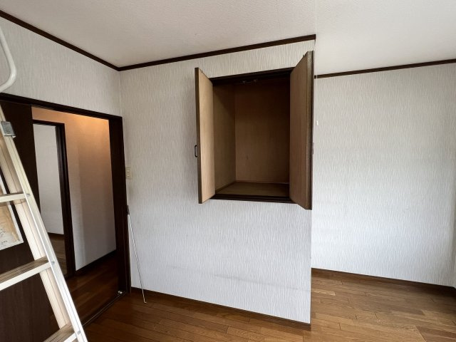 淀川区塚本６丁目　中古戸建の収納|ちょっとした収納スペースも充実しています