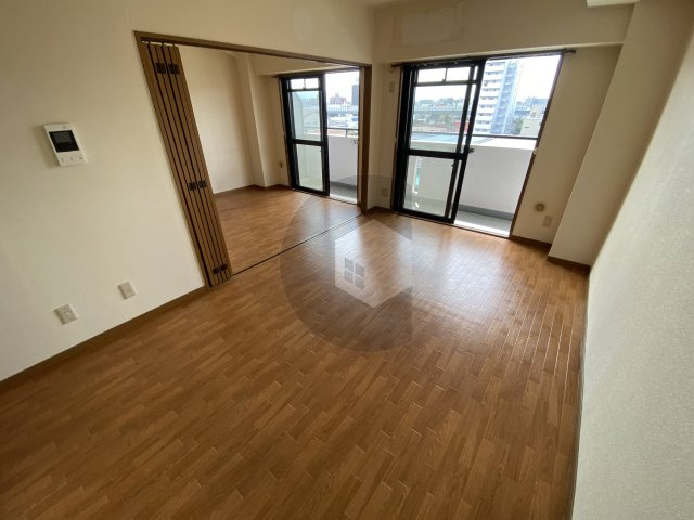 東大阪市川俣１丁目の賃貸マンションの内装