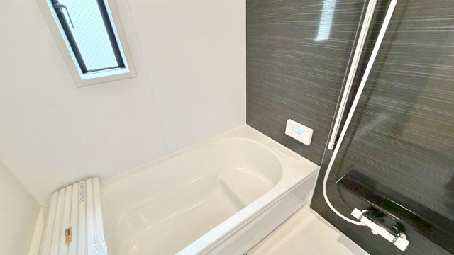 アーネストワン　柳川市鍛冶屋町第1の浴室