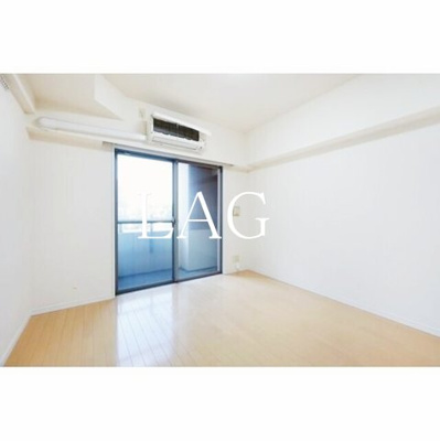 【居間・リビング】 | コンフォリア行徳 | 洋室のお部屋です。