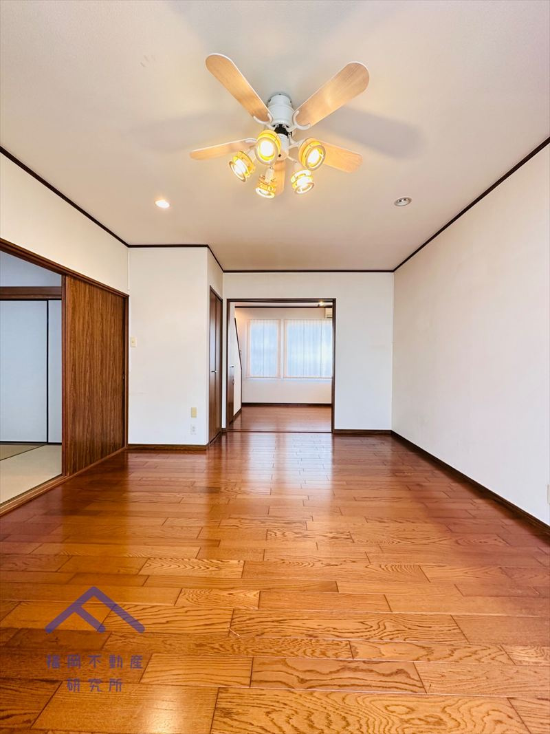 筑紫野市原田３丁目　戸建ての居間・リビング