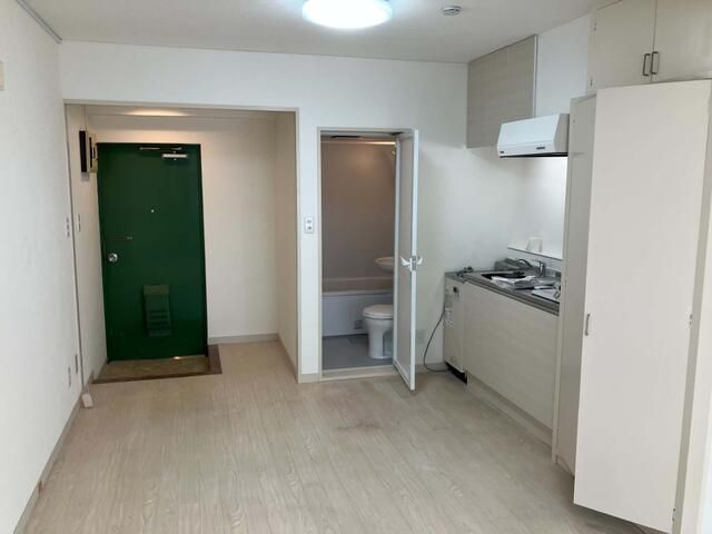 西新宿ハイホームの寝室|使い勝手のいい寝室です