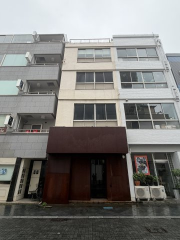 IMAEDA連尺町ビルの外観
