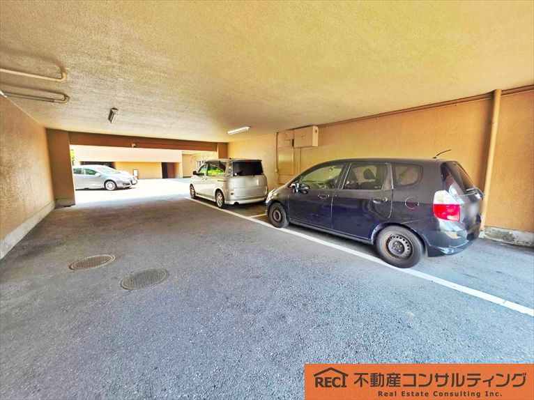 本山コープの駐車場