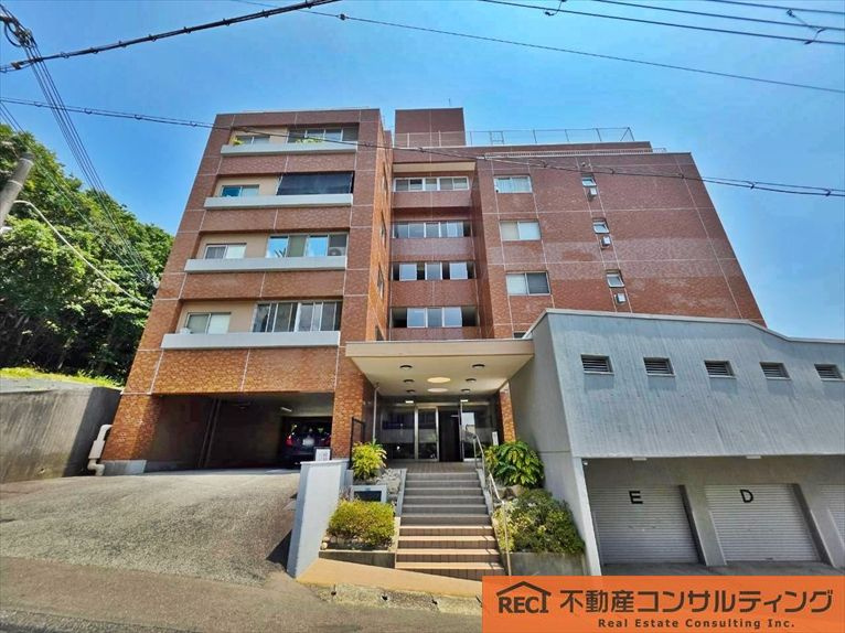 本山コープの外観