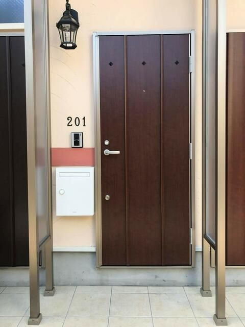 カルテット池袋の玄関