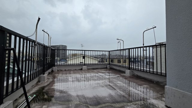 茨木市庄1丁目　軽量鉄骨造戸建