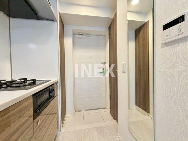 横浜市保土ケ谷区西谷３丁目の賃貸マンションの玄関