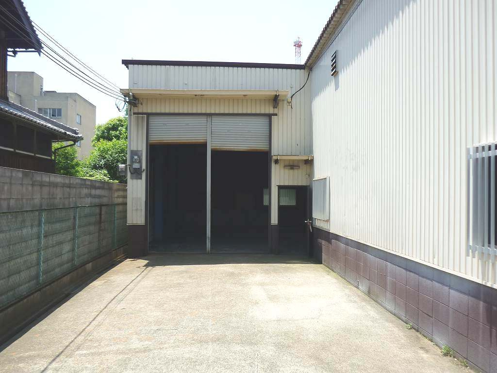 蔀屋工場（Ｃ）のエントランス