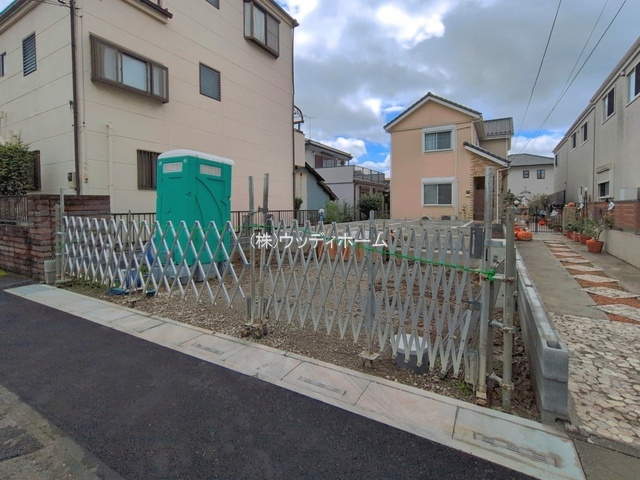 越谷市大沢4丁目　新築一戸建て