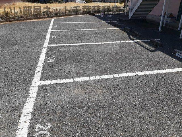 ピュアシャルム56の駐車場|駐車場に車を止められます