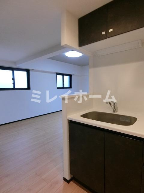 SPコート大森町のキッチン|同建物内、別のお部屋の参考写真になります。