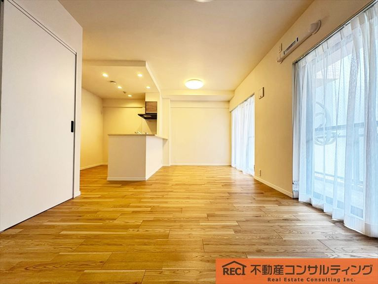 ヴィルヌーブ本山中町の洋室