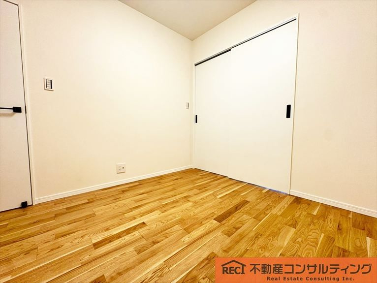 ヴィルヌーブ本山中町の洋室