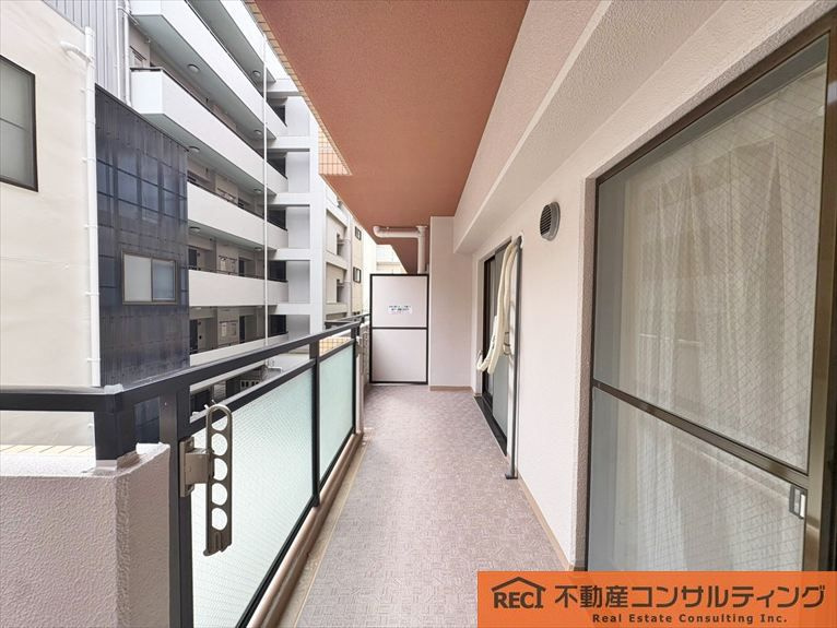 ヴィルヌーブ本山中町のバルコニー