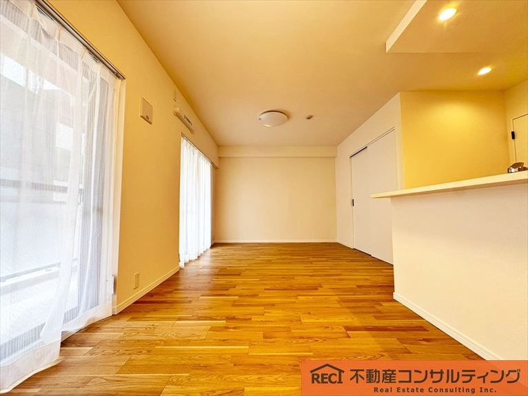 ヴィルヌーブ本山中町の洋室