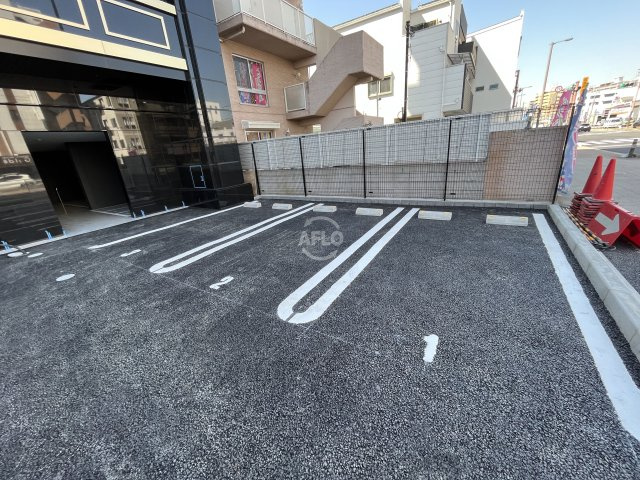 PHOERME TENNOJI East　育和小学校区の駐車場|PHOERME TENNOJI East　駐車場