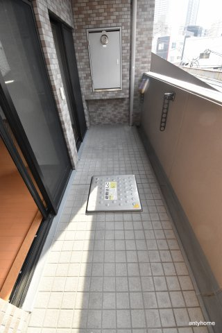 リーガル新福島のバルコニー