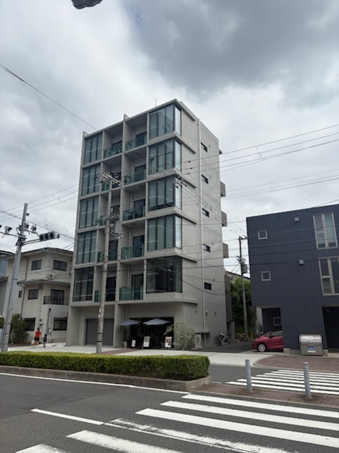 ALFA２階の外観