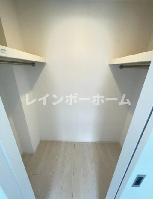 ラ　メゾン　ドゥ　レザンの収納
