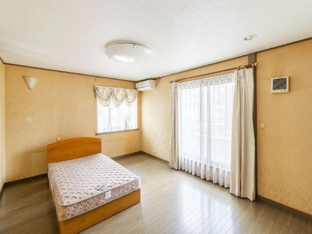中古戸建　神戸市東灘区魚崎西町4丁目の洋室|2階洋室約11.0帖