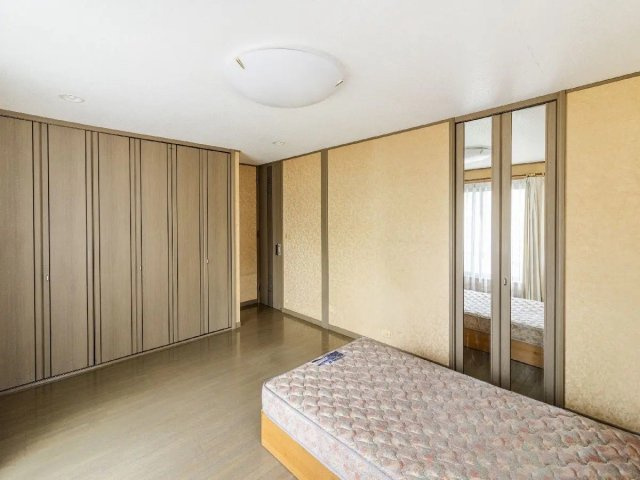 中古戸建　神戸市東灘区魚崎西町4丁目の洋室|2階洋室約8.3帖