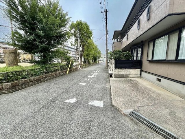 中古戸建　神戸市東灘区魚崎西町4丁目の前面道路含む現地写真