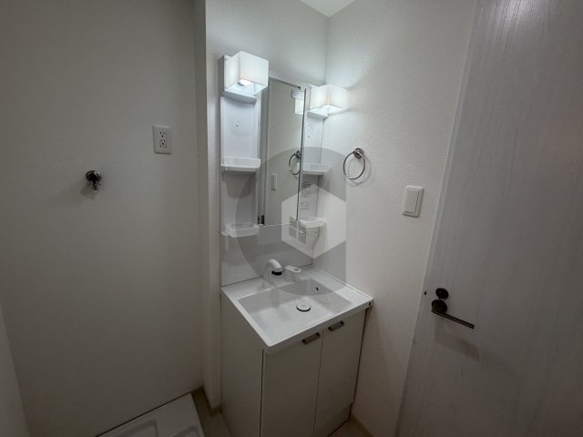 D porta refinardの独立洗面台
