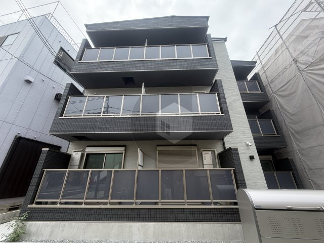 D porta refinardの外観