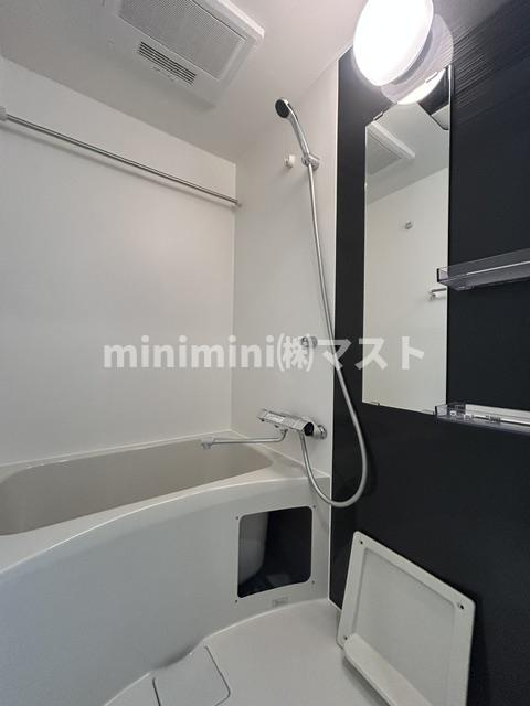 ArtizA瓦屋町Ⅱの浴室