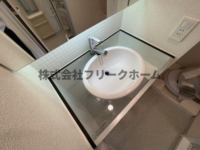 武蔵野市境１丁目の賃貸マンションの洗面所