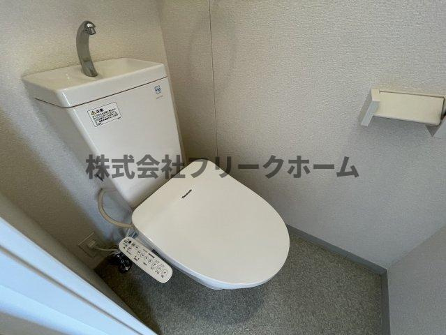 武蔵野市境１丁目の賃貸マンションのトイレ