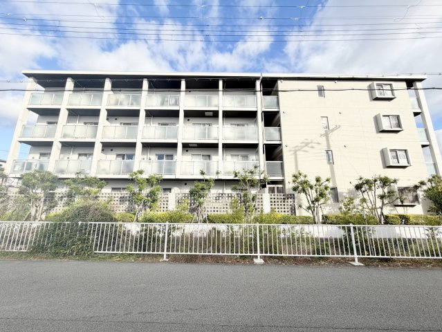 アビタシオンデュプルミエの外観
