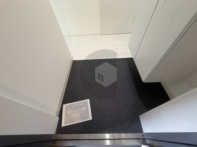 D porta refinardの玄関